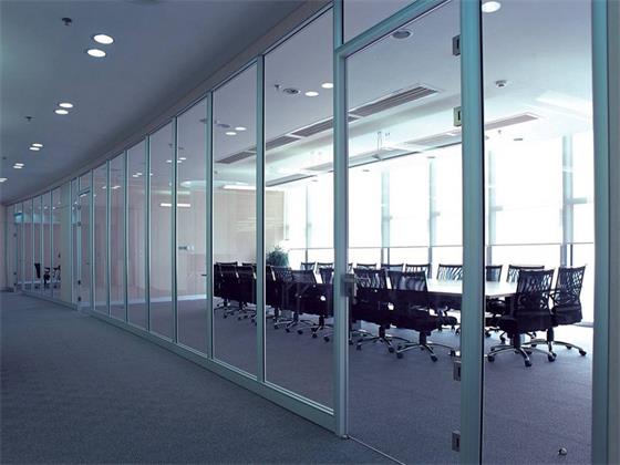 常見辦公隔斷分析